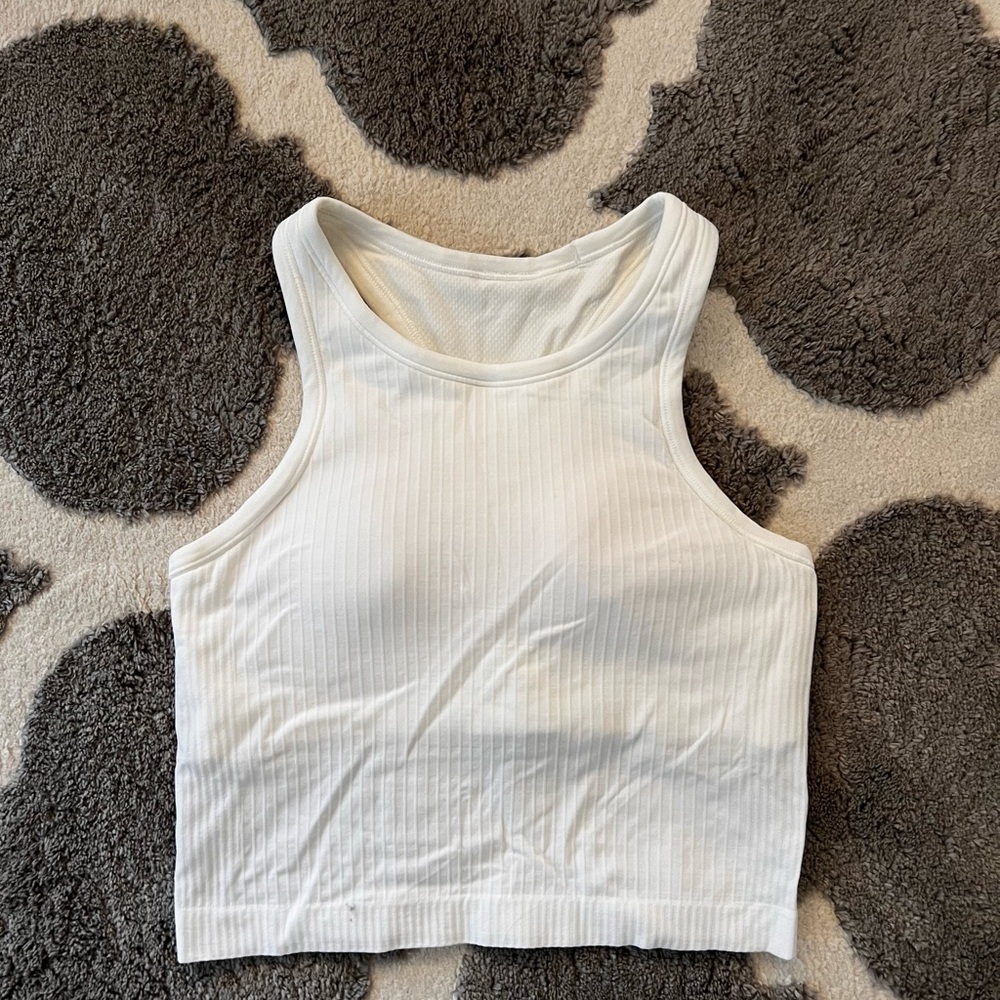 Lululemon Ebb to Street Cropped Tank